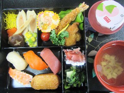 栄養バランスの取れた食事提供