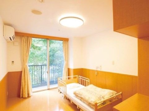 エクセレント西宮の居室。居室は全て完全個室制となっておりますので、毎日をご自宅のようにお過ごしいただけます。