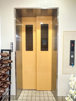 エレベーター