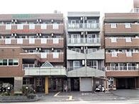 ３つの建物が隣接したほっと生活館しんぼりの様子。１～3号館まである