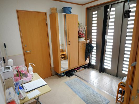 玄関