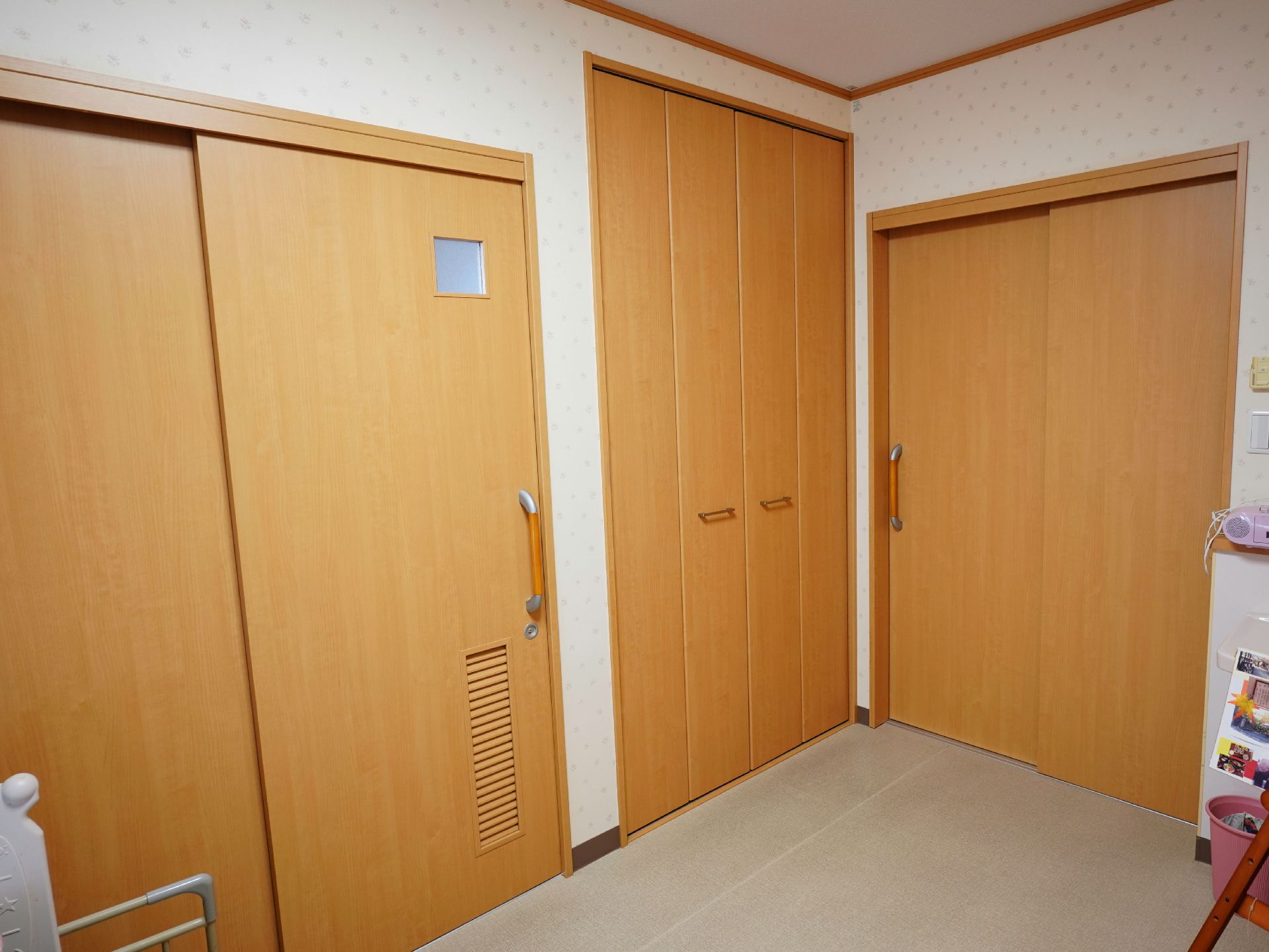 居室に設置された、衣服などを収納するクローゼット