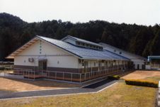 ゆったりとした施設外観