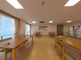 広々とした明るい共有スペース