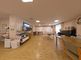 広々とした明るい共有スペース