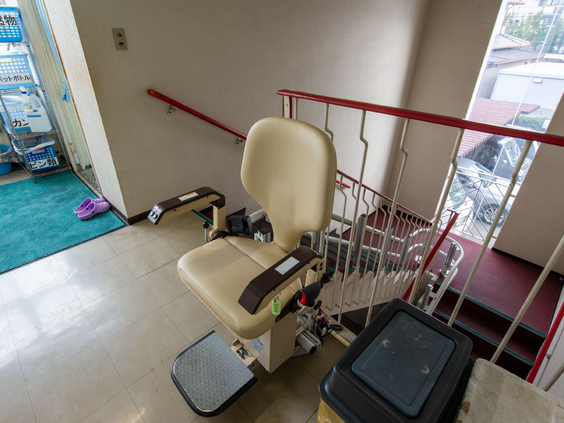 階段昇降機が設置された住宅型有料老人ホーム