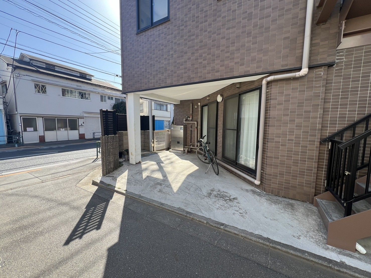 入口付近の外観