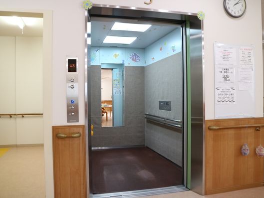 エレベーター