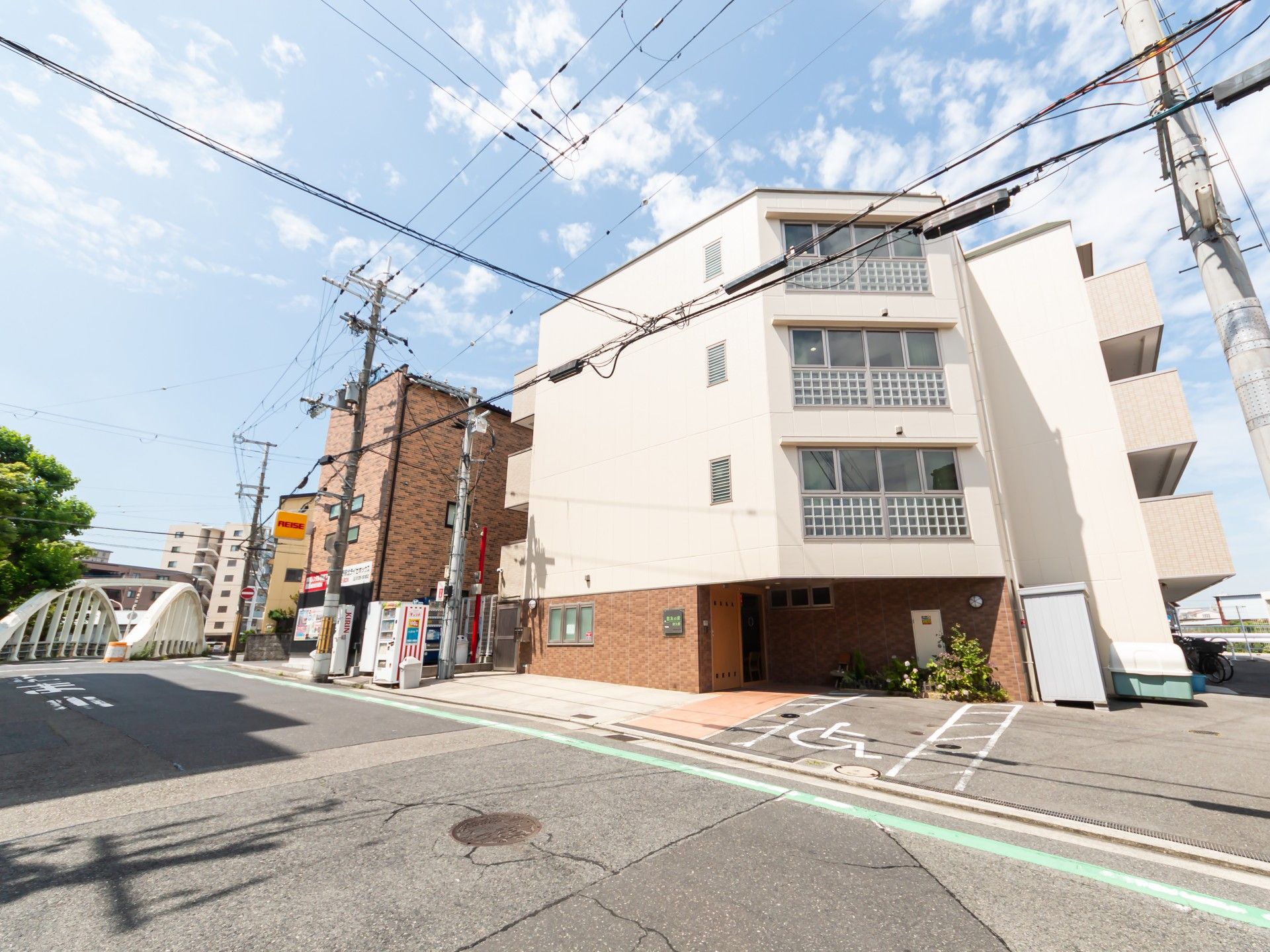建物の外観