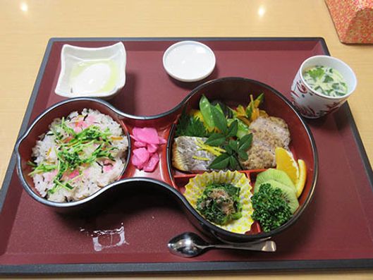 食事