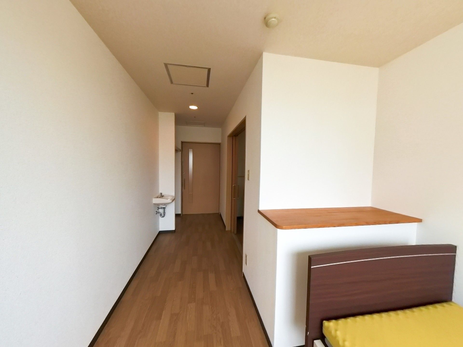 ベッドが設置された居室