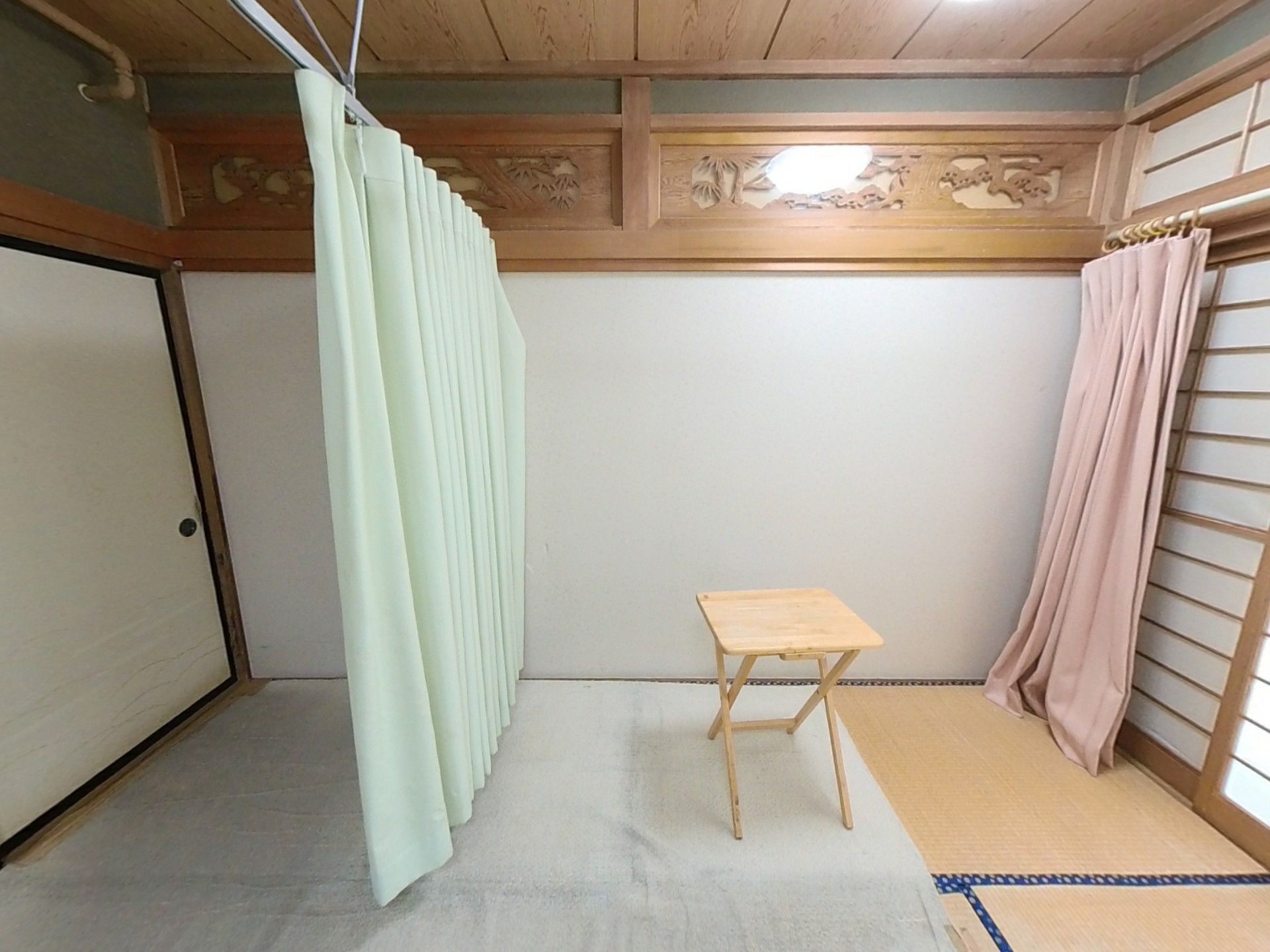 和風の落ち着いた空間