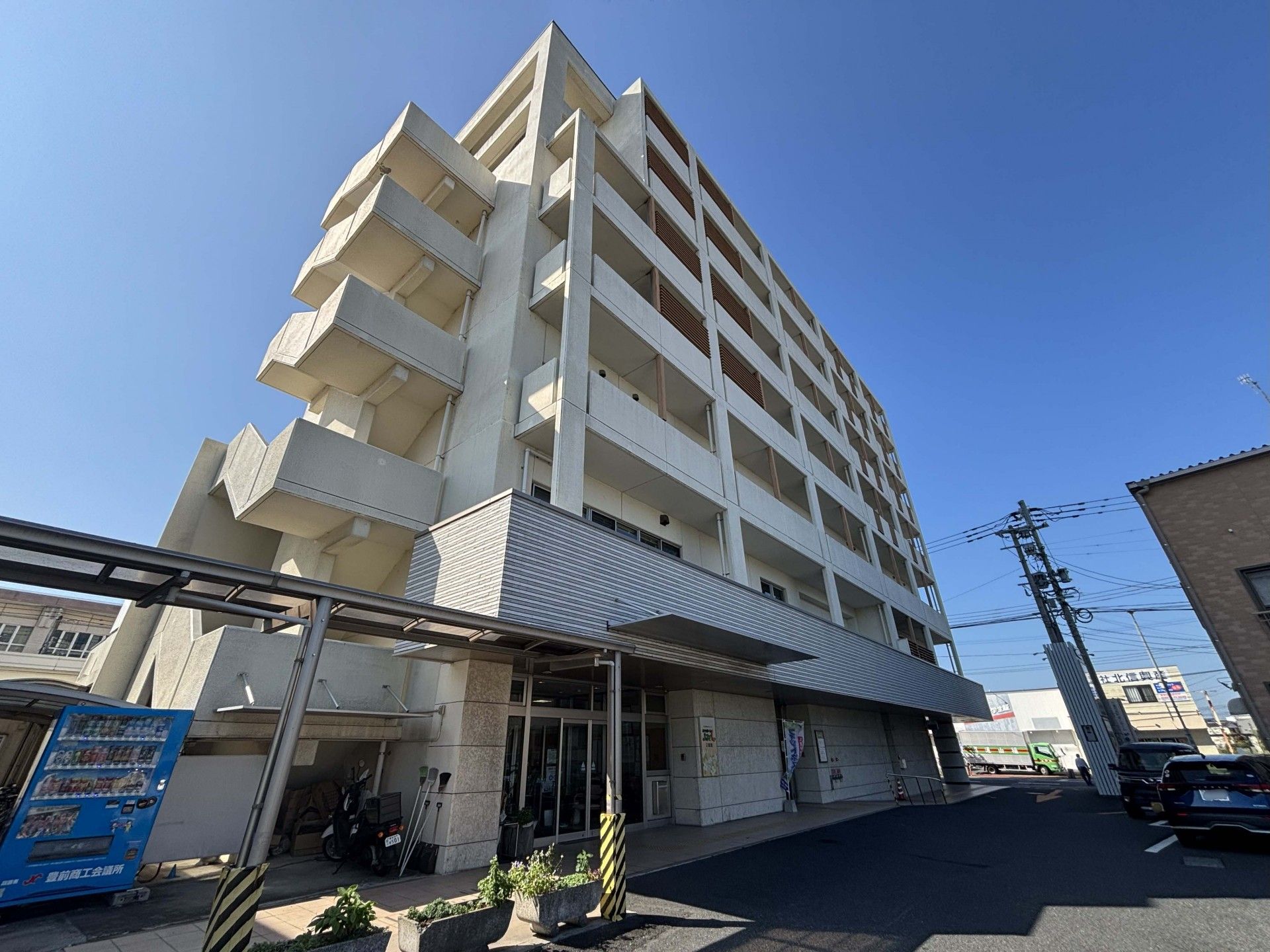 高層建物の外観