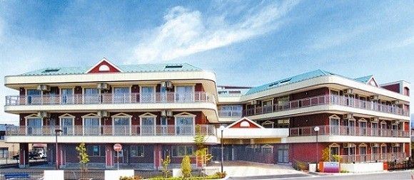 ゆったりとした施設外観