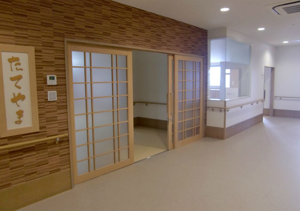 和風の明るい廊下