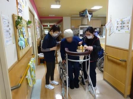 廊下での歩行練習
