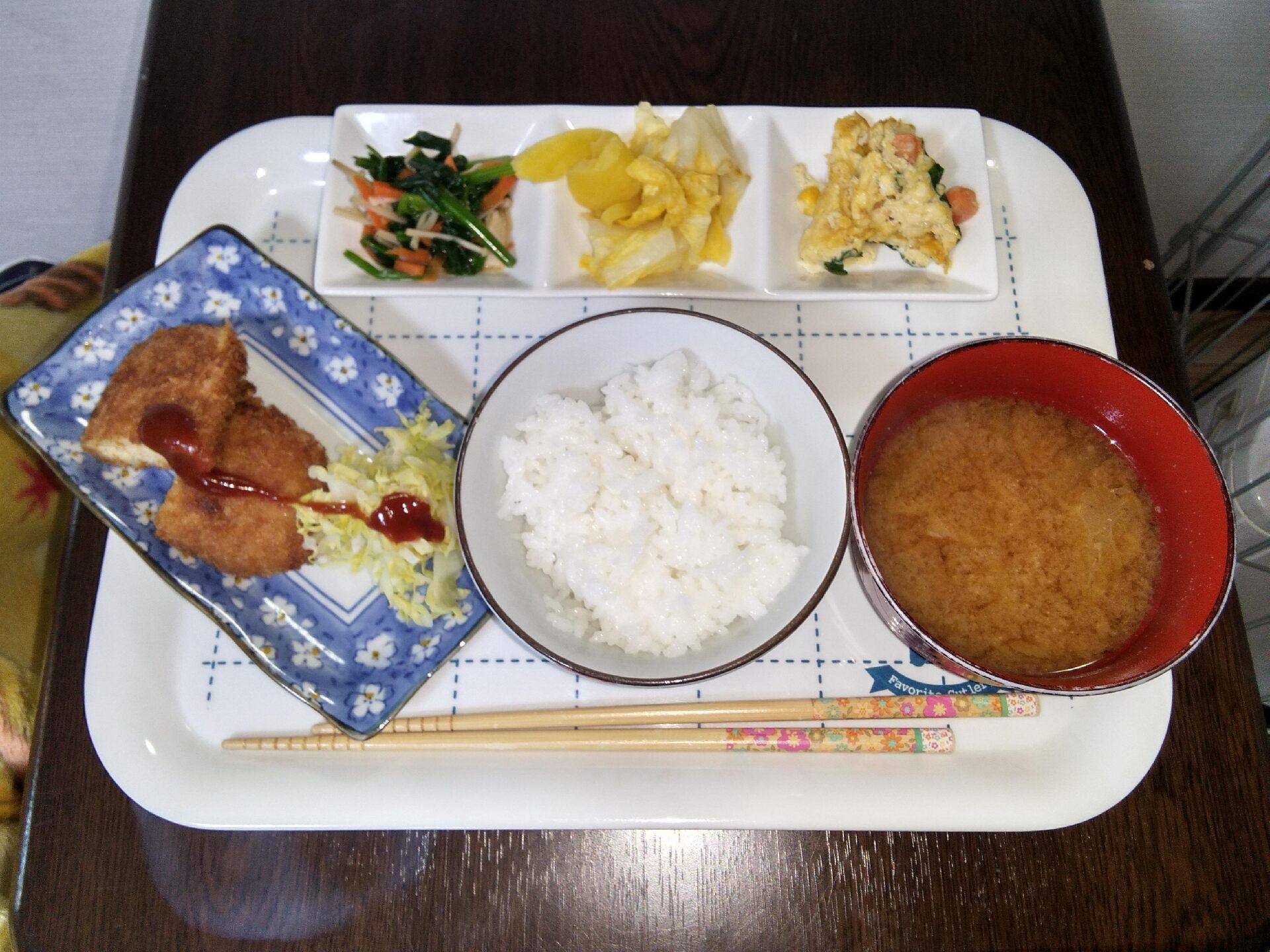 彩りにも工夫を加えたお食事