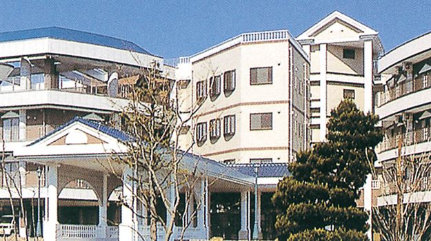 ゆったりとした施設外観