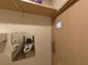 バリアフリー設計のトイレ空間
