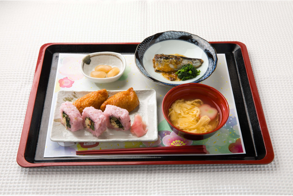 和食の彩り豊かな食事膳
