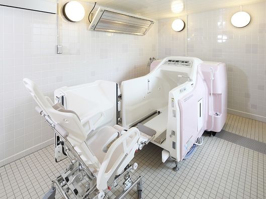 介護浴槽