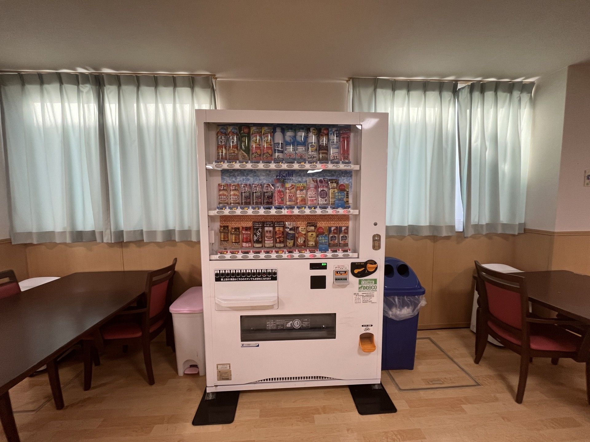 飲み物の自動販売機