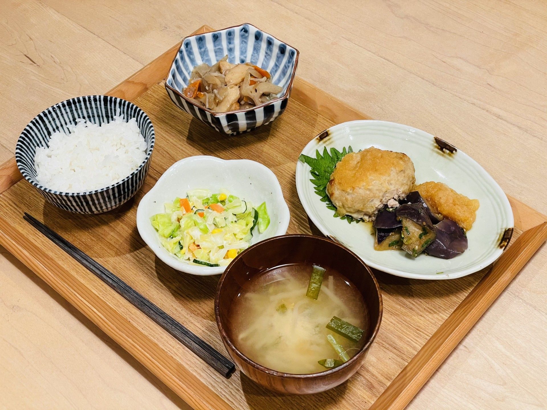 和食の食事セット