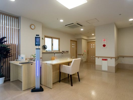 ラウンジ