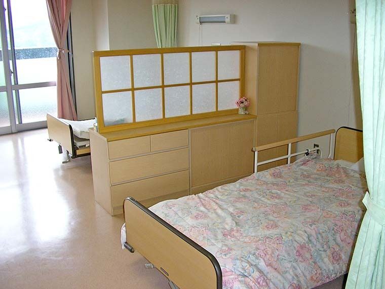 落ち着いた雰囲気の居室