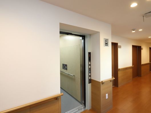 エレベーター