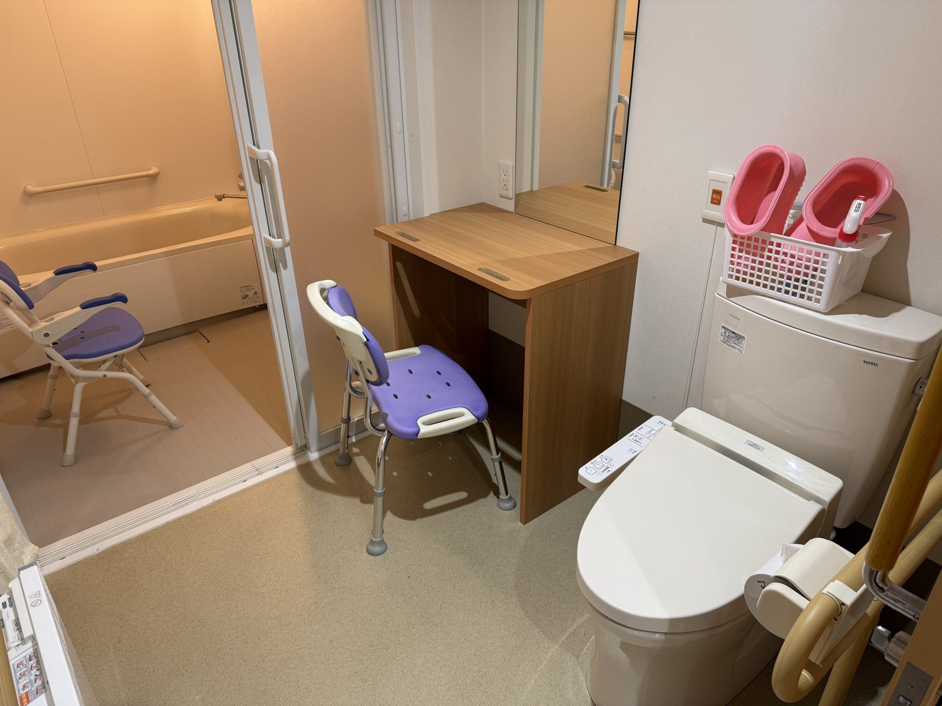 使いやすい洗面所と浴室