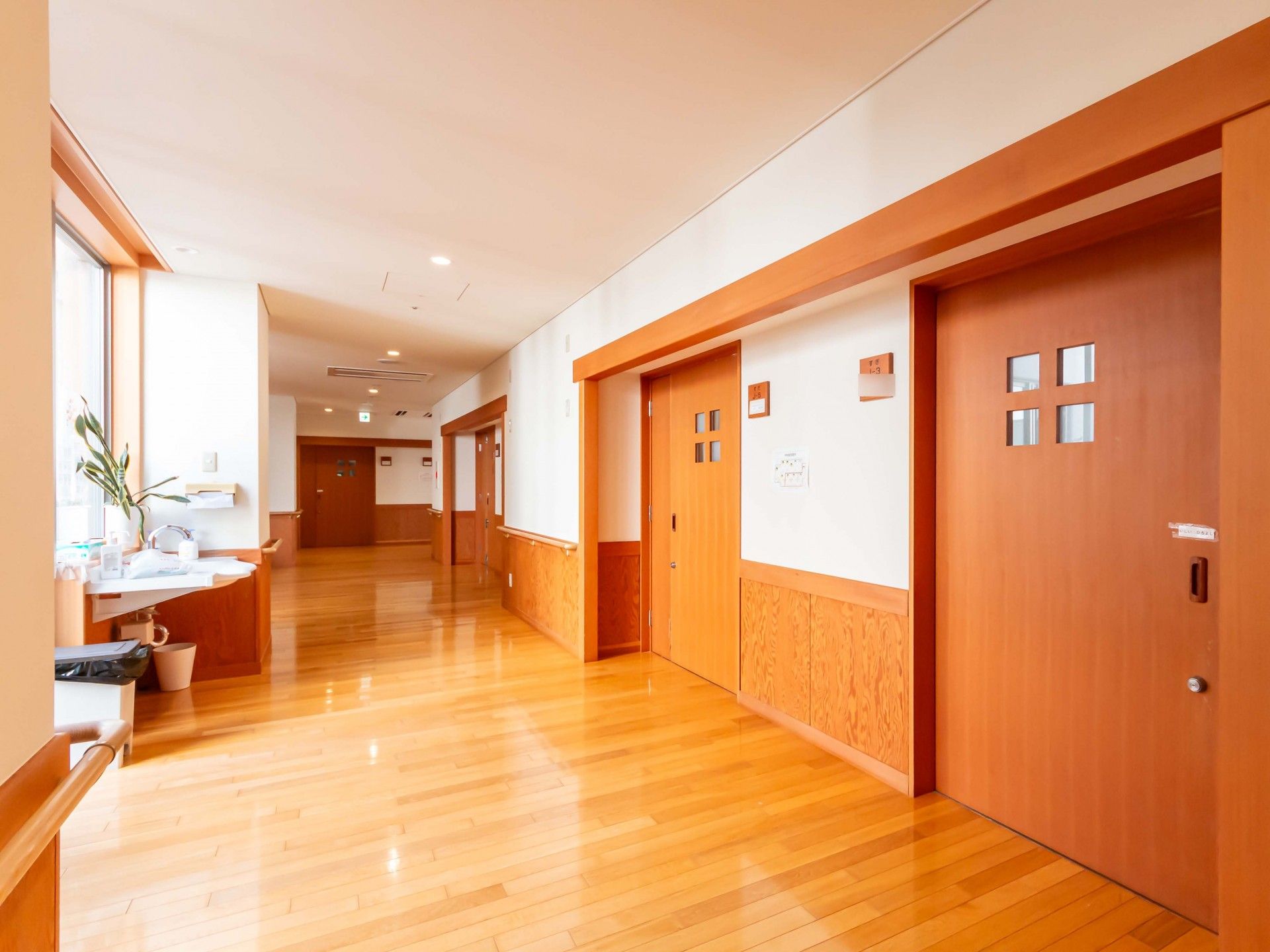 明るい廊下