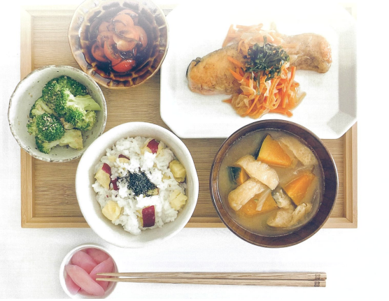 栄養満点の手作り食事