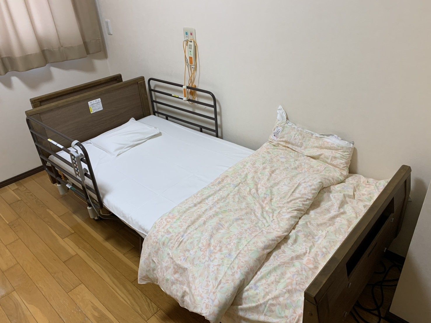 ベッドのある部屋