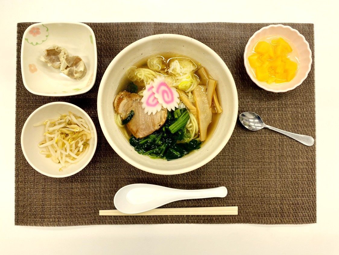 和風の食事セット