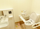 バリアフリーのトイレ設備が整った部屋