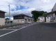 介護施設の外観と駐車場