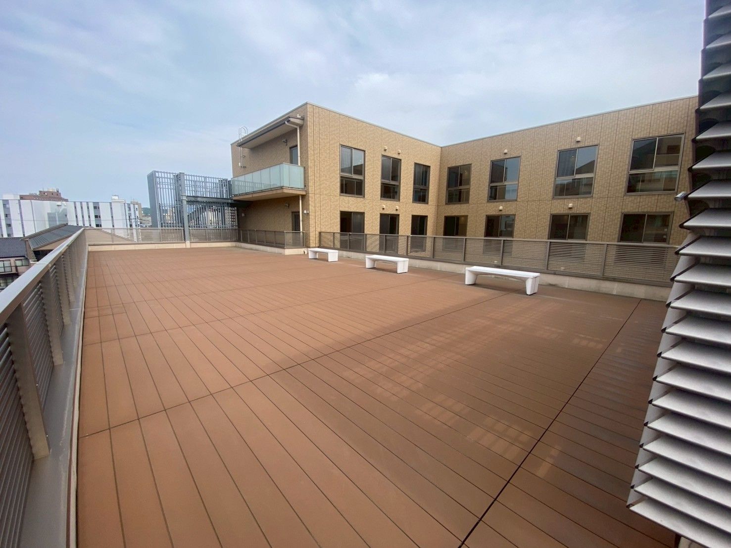 広い屋上テラス