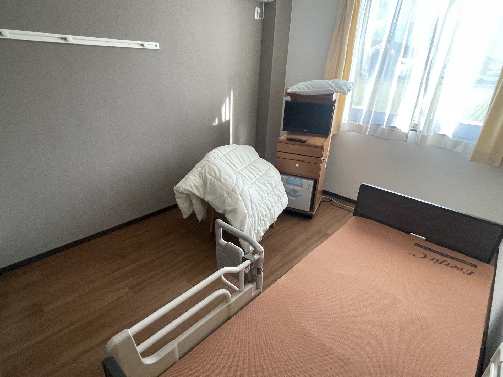 日差しが差し込む居室