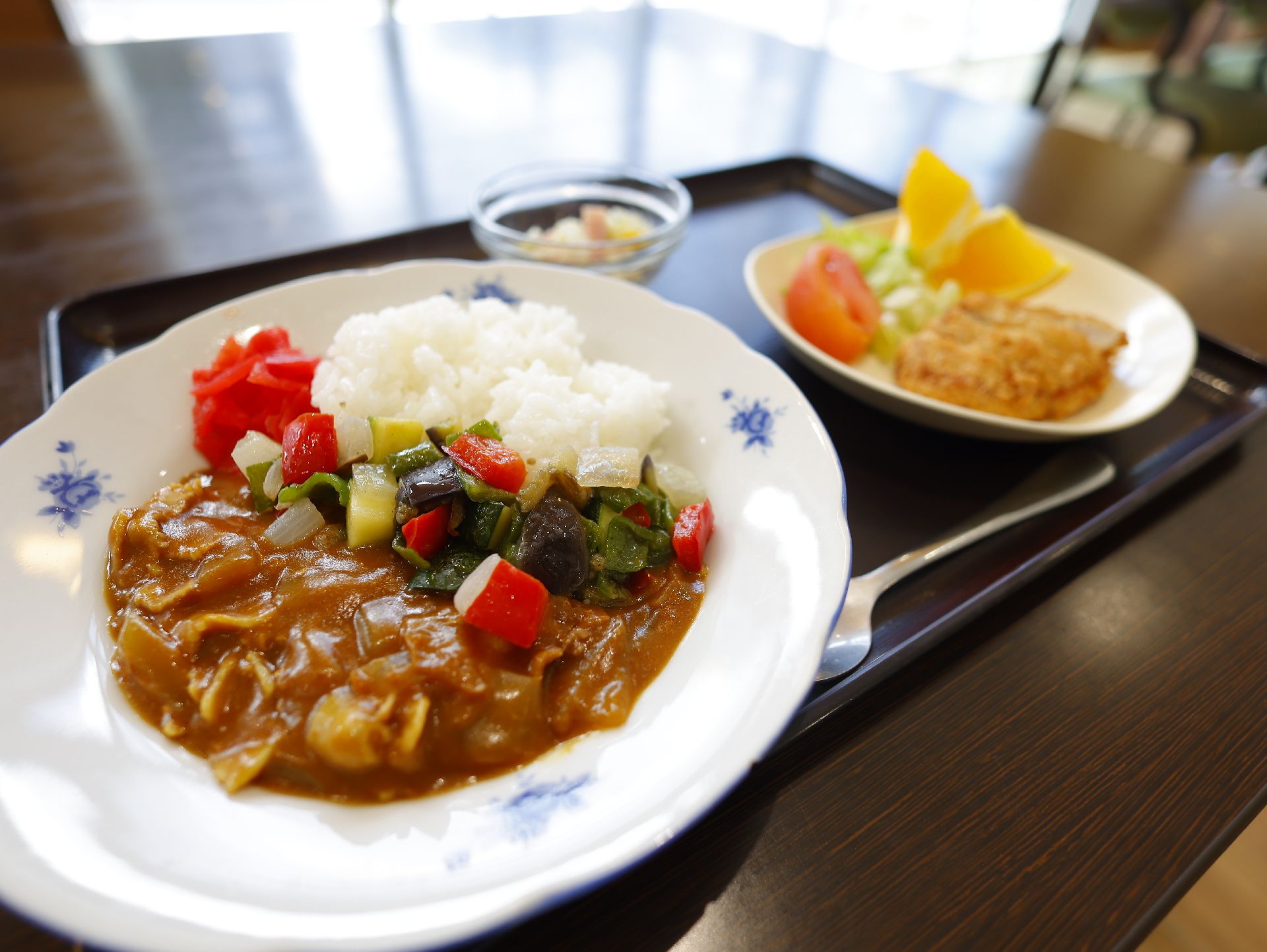 カレーライスと野菜