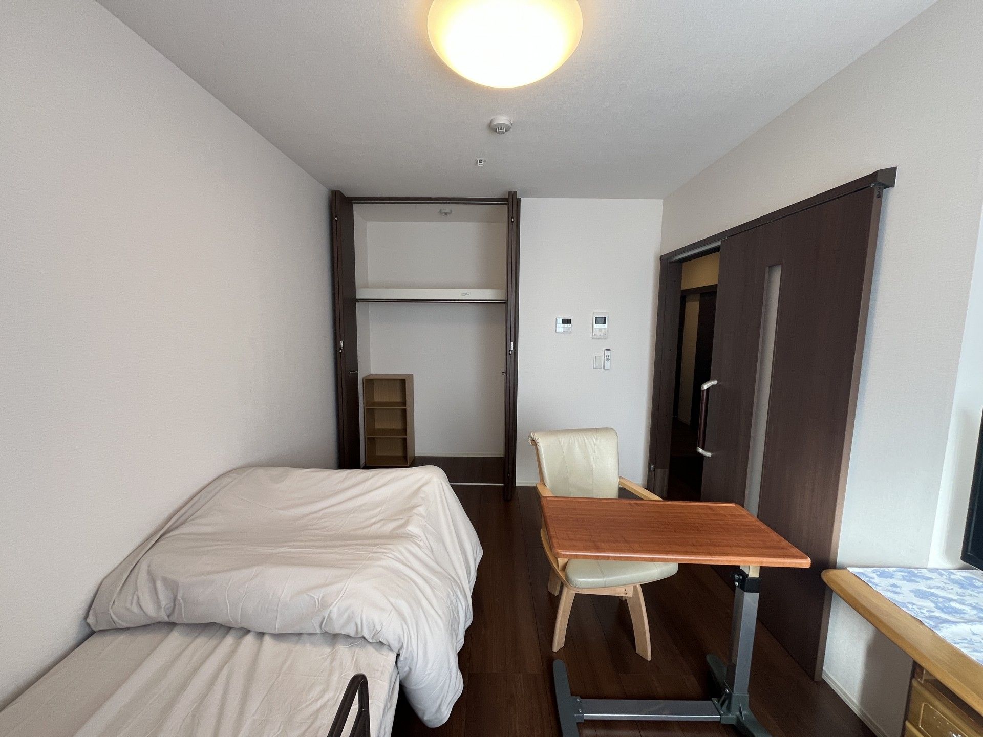 落ち着いた個室の様子