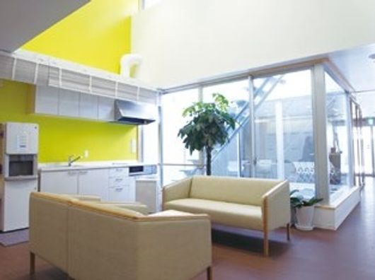 ホールリビング