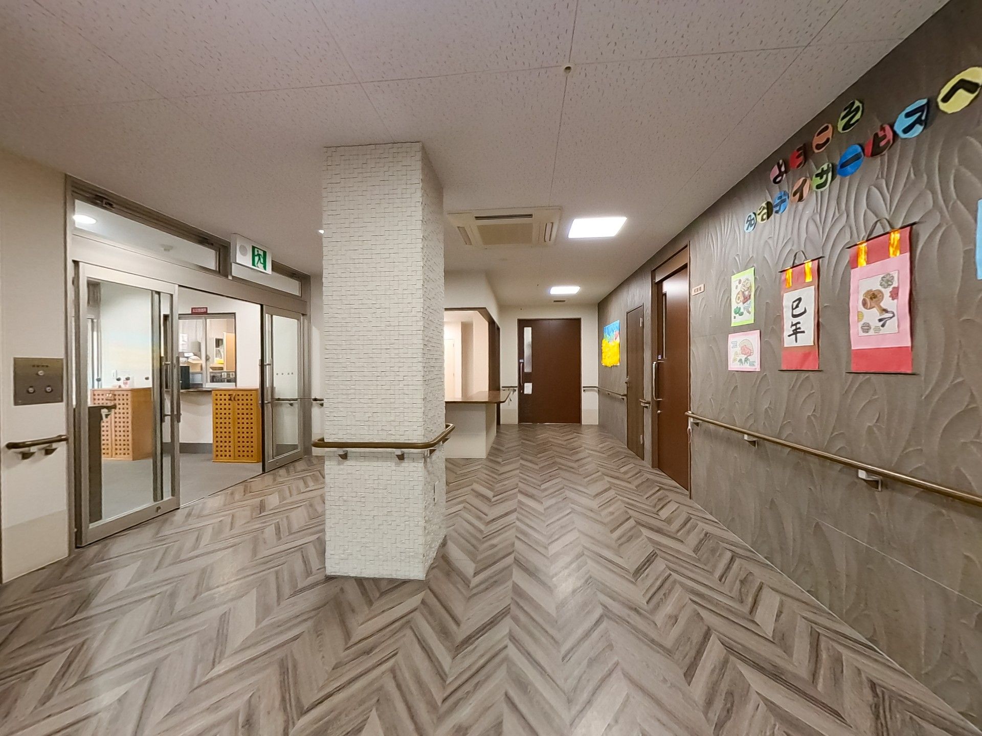 明るい廊下