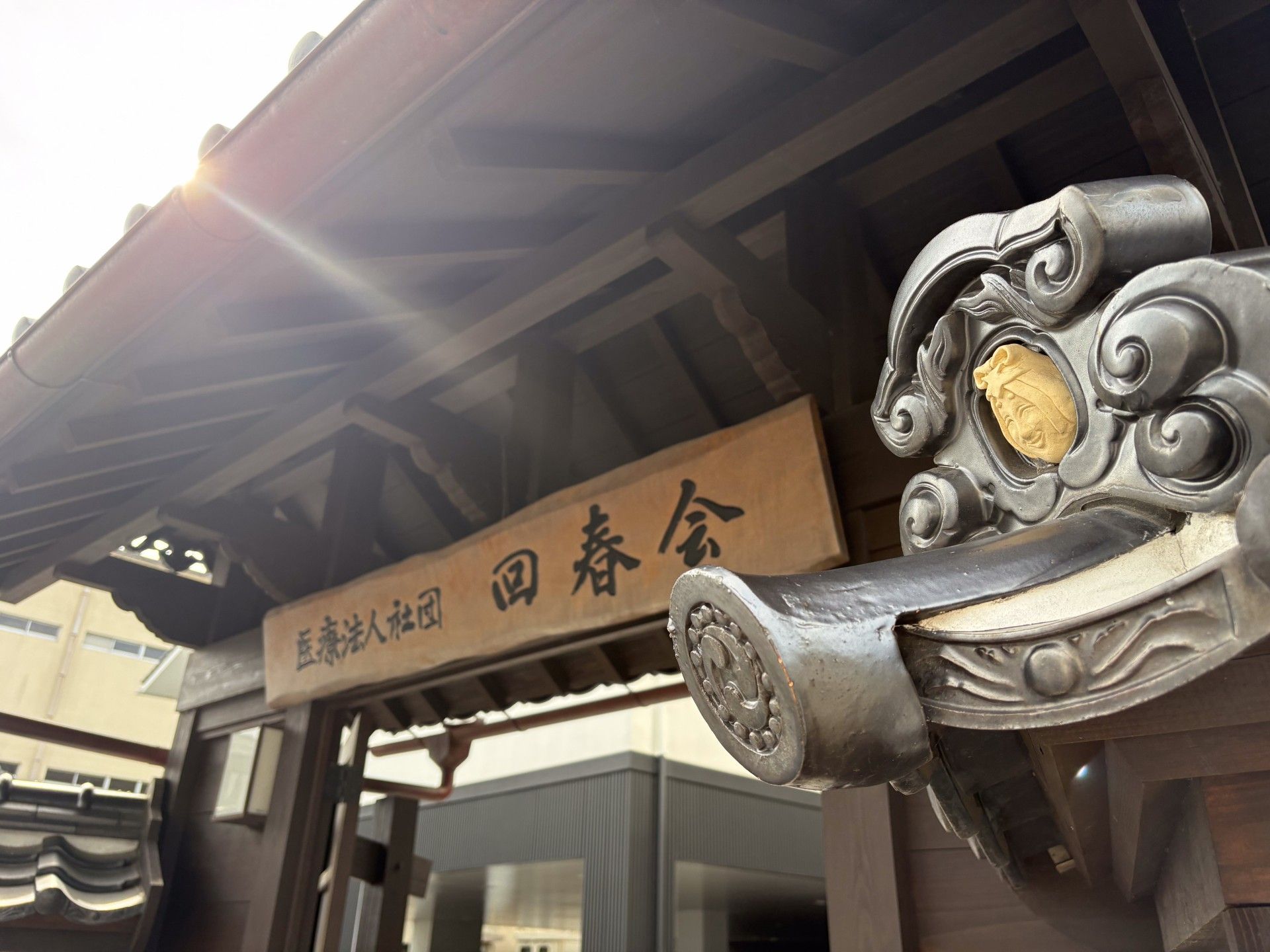 伝統的な門構え