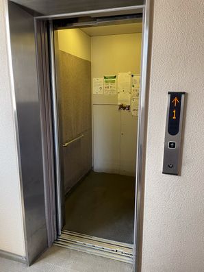 エレベーター