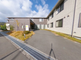 静かな住宅街に建つ介護施設