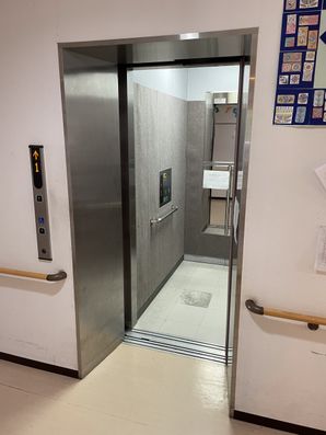 エレベーター