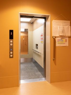 エレベーター