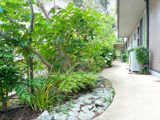 敷地内お散歩コース①