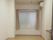居室はすべて個室であり、白を基調とした明るい部屋である。入居者様のプライバシーが保たれた快適な住環境である。